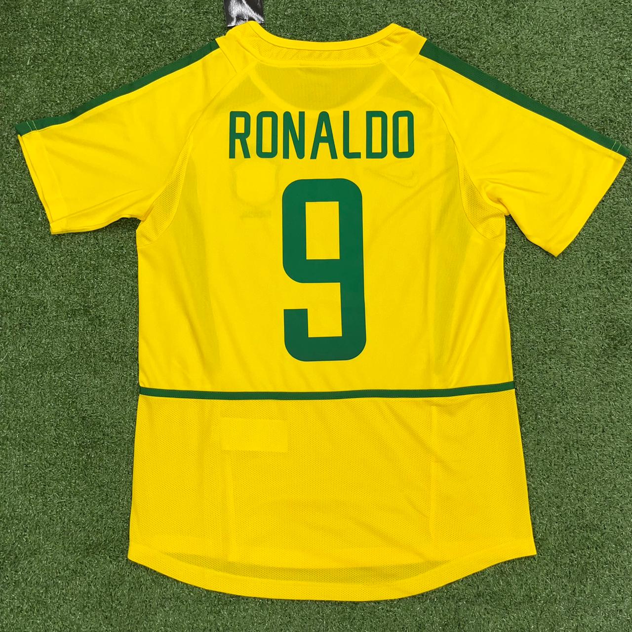 Camisa Retrô Seleção Brasileira I 2002 Ronaldo