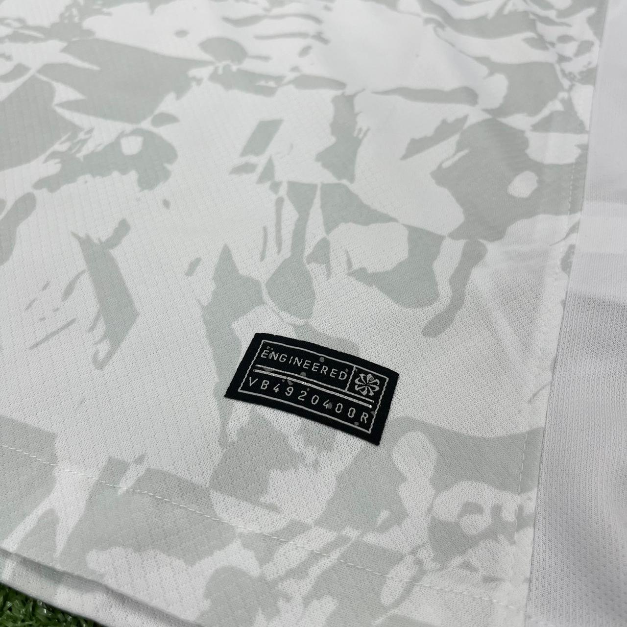 Camisa Liverpool III 2024/25