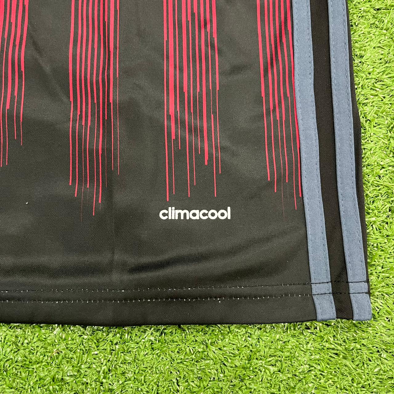 Camisa Retrô Milan I 2016/17