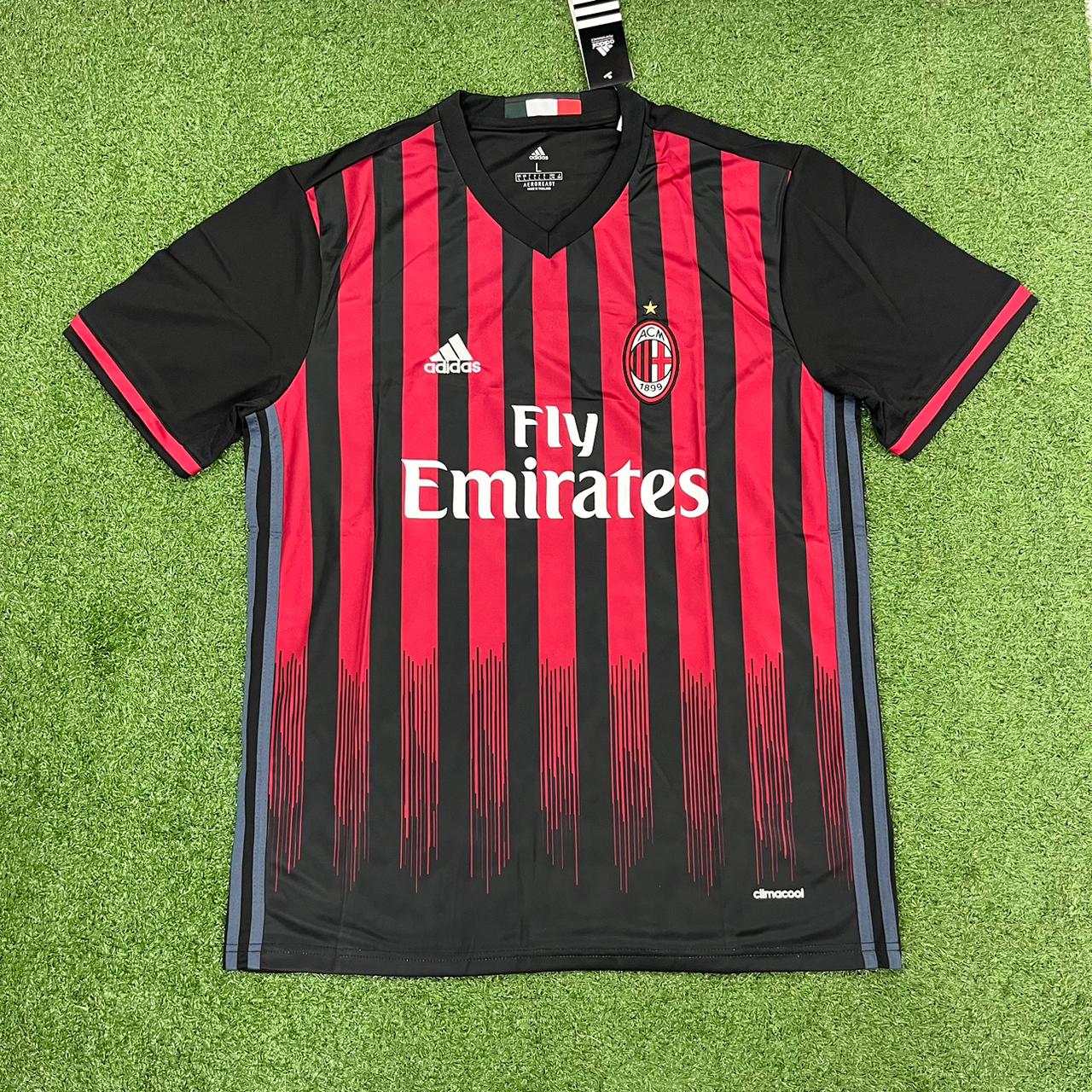 Camisa Retrô Milan I 2016/17